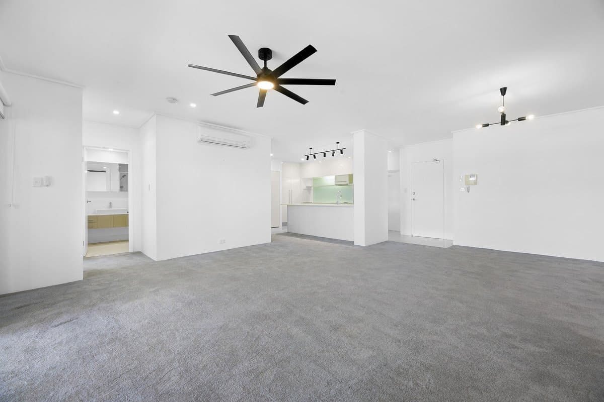 204/1 Toombul Avenue, MIAMI QLD 4220, Miami - Thumbnail 6