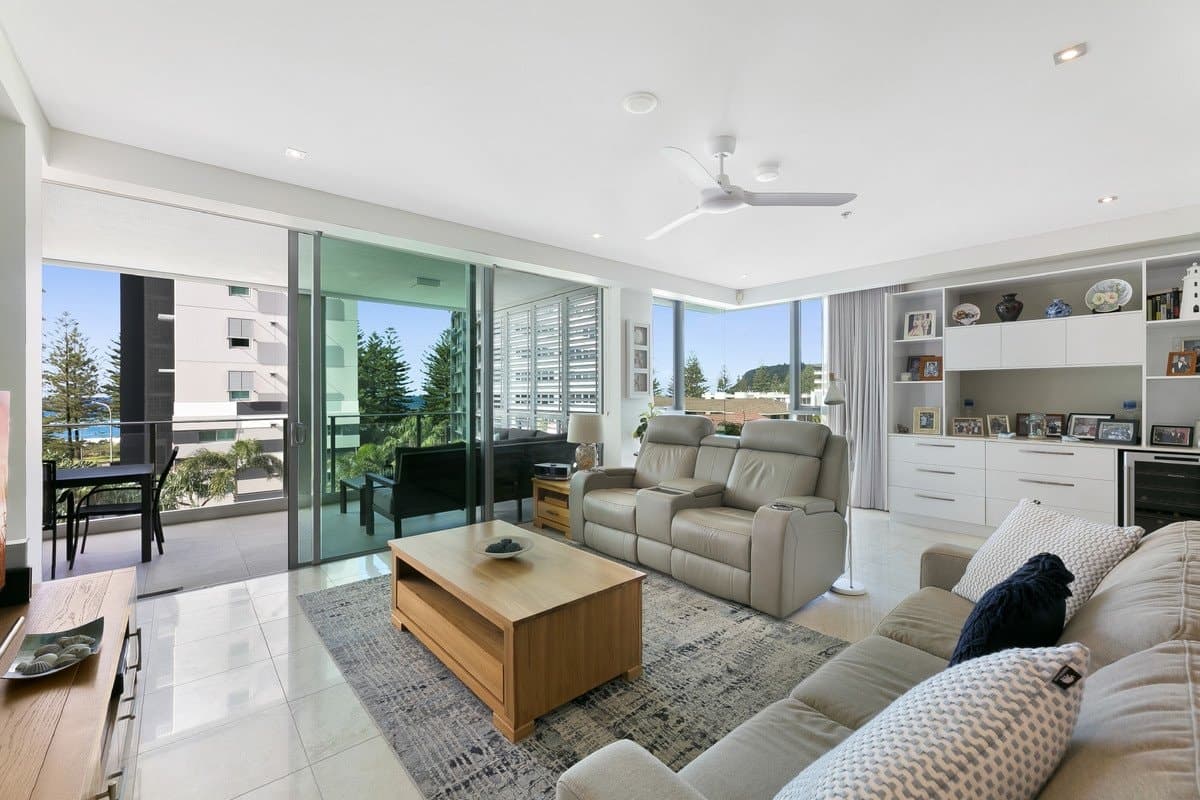 7/106 The Esplanade, Burleigh Heads QLD 4220, Burleigh Heads Property Image - Thumbnail 5