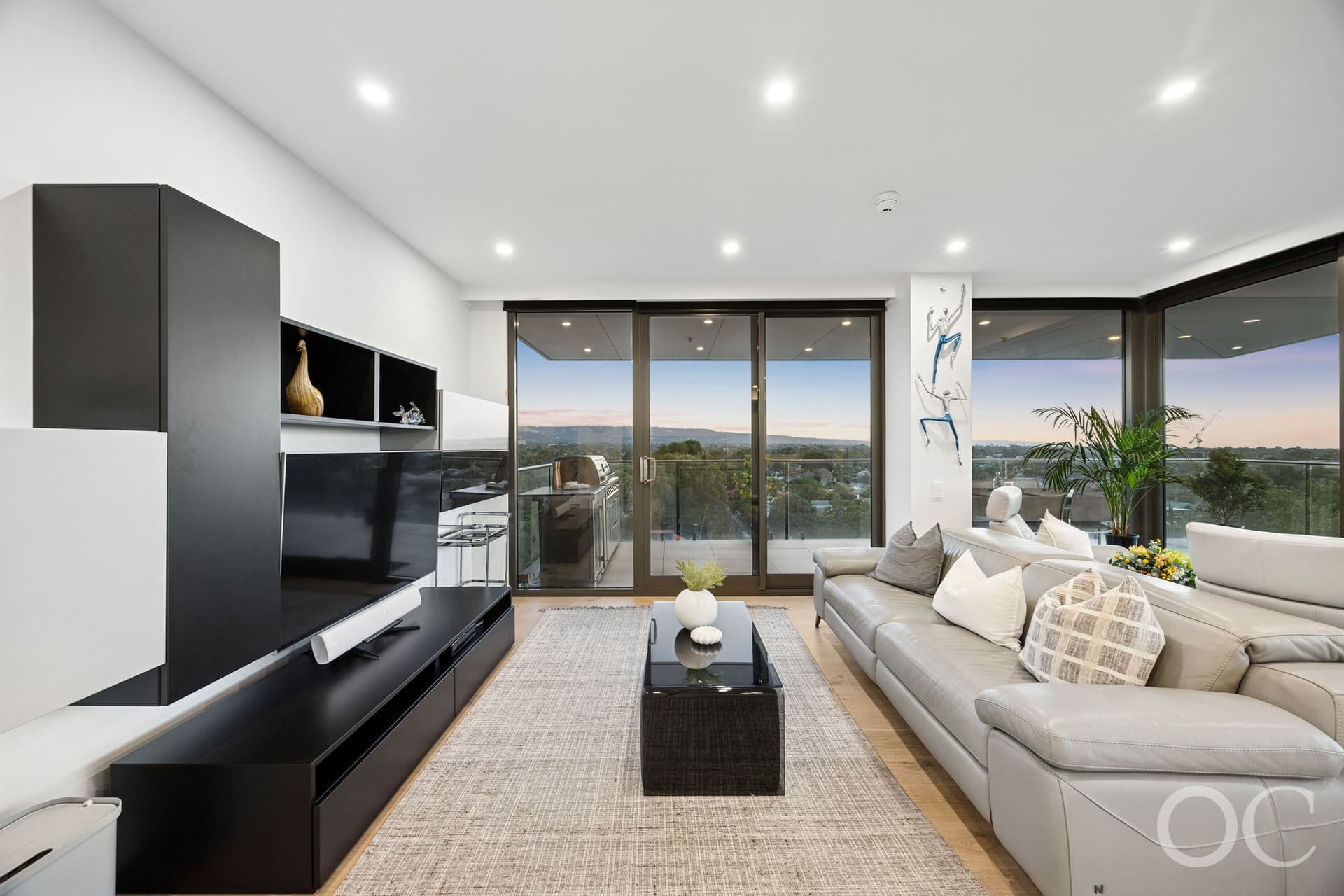 803/1 George Street, Parkside - Thumbnail 4