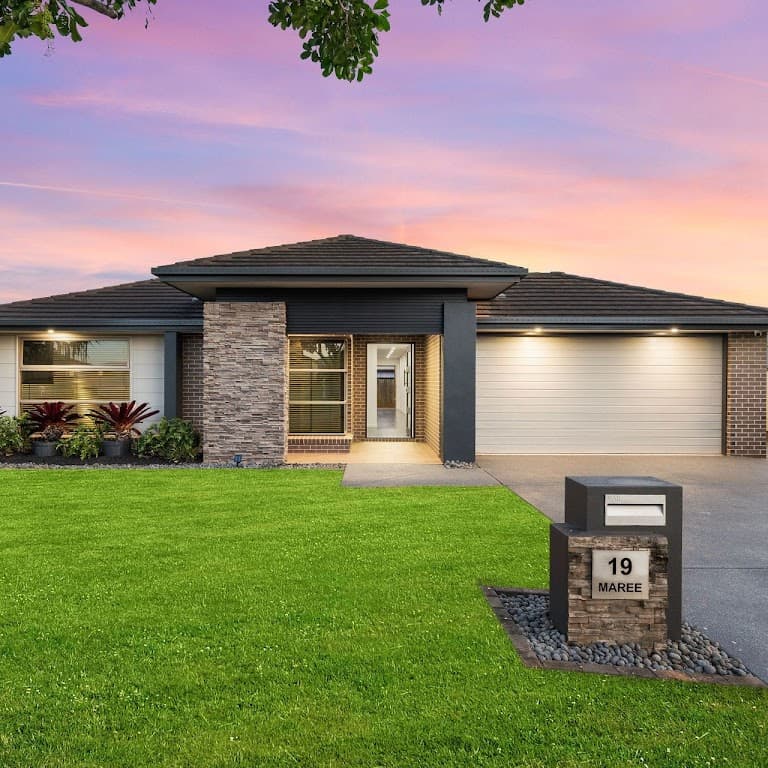 19 Maree Place, Redland Bay, QLD, 4165, Redland Bay - Image 1