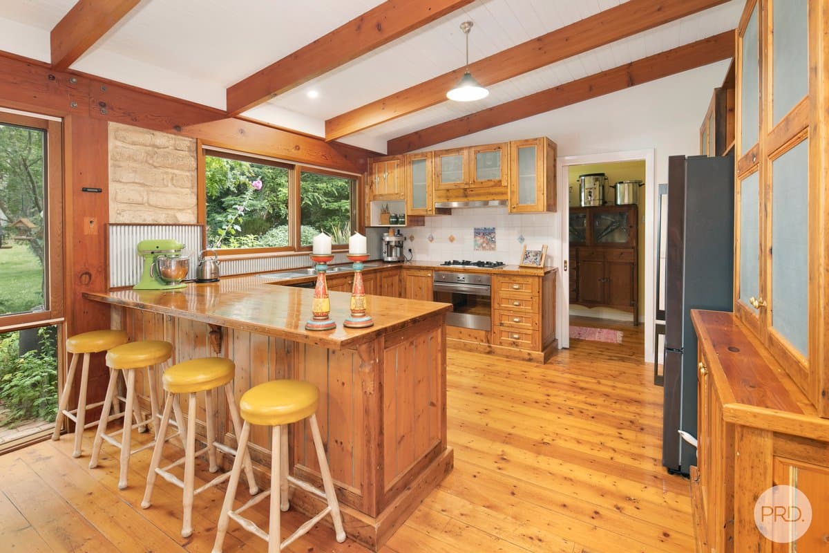 61 Tooheys Close, GORDON VIC 3345, Gordon - Thumbnail 7