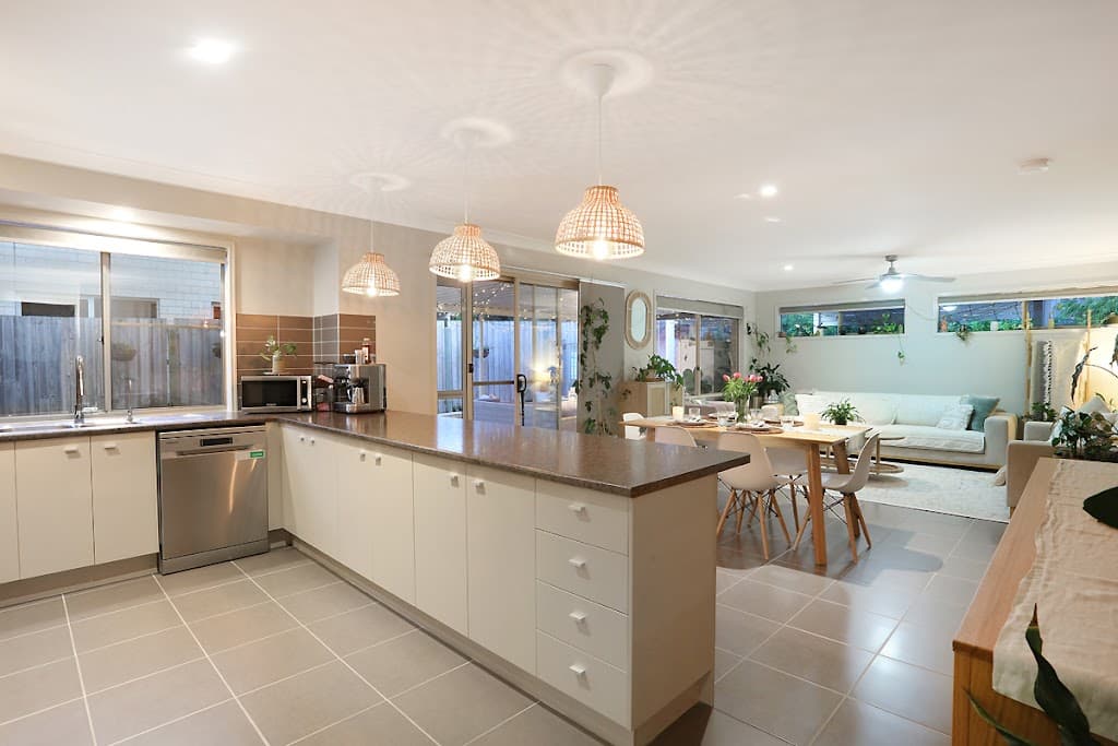 35 Barradeen Circuit, Pacific Pines, QLD, 4211, Pacific Pines - Thumbnail 3