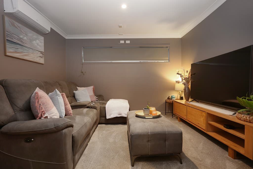 35 Barradeen Circuit, Pacific Pines, QLD, 4211, Pacific Pines - Thumbnail 7