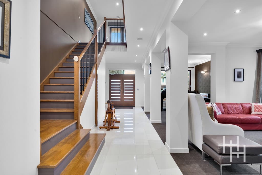 28 Mountainview Boulevard, Cranbourne North, VIC, 3977, Cranbourne North - Thumbnail 3