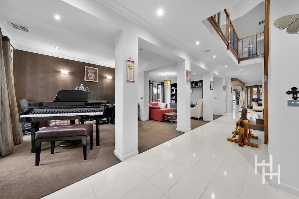 28 Mountainview Boulevard, Cranbourne North, VIC, 3977, Cranbourne North - Thumbnail 5