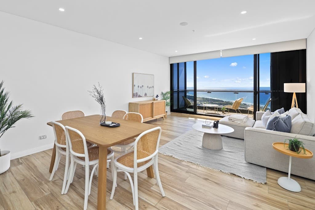 5111/2 Como Crescent, Southport, QLD, 4215, Southport - Thumbnail 3