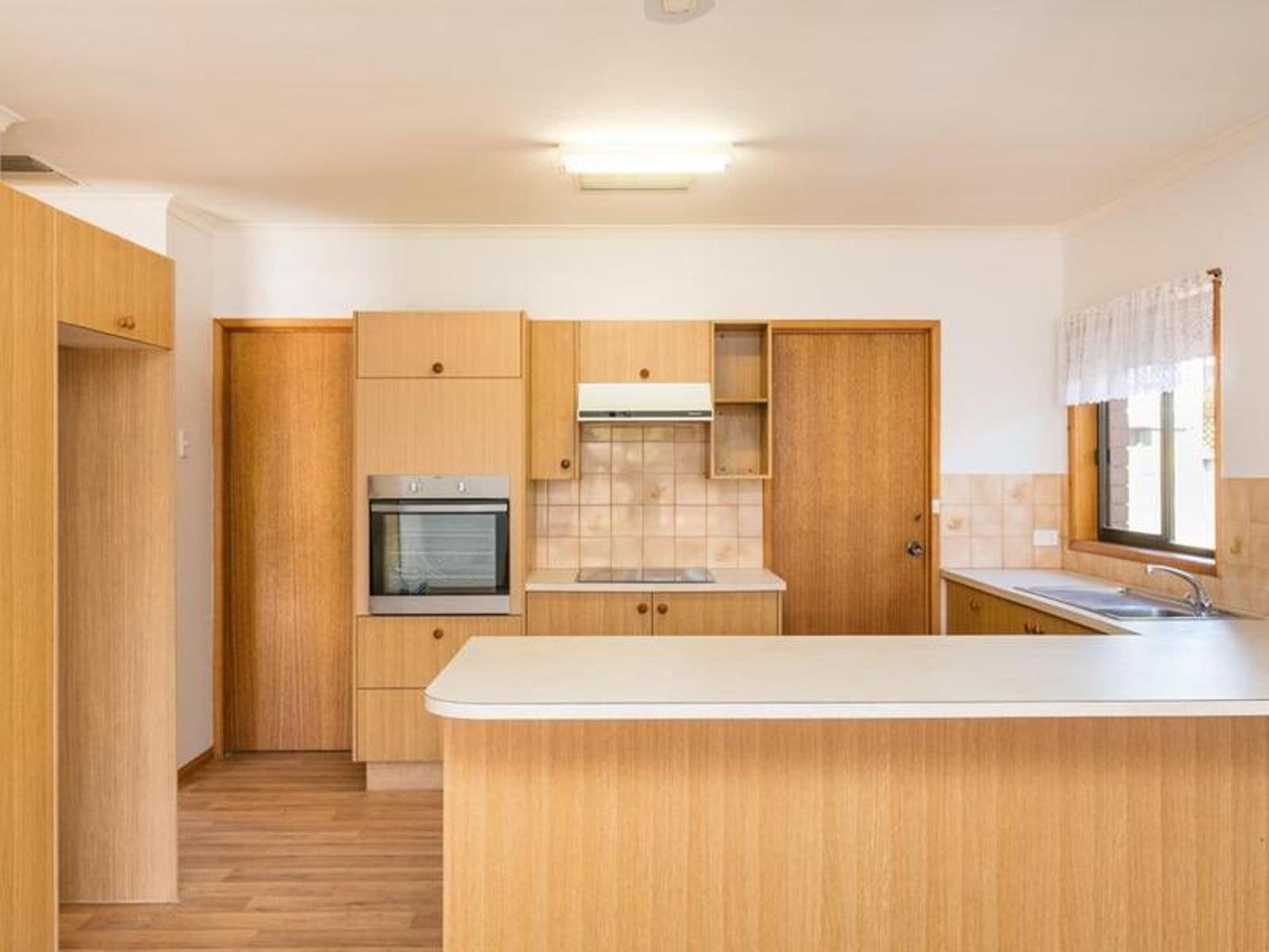1/303 Tenth Street, Mildura - Thumbnail 6