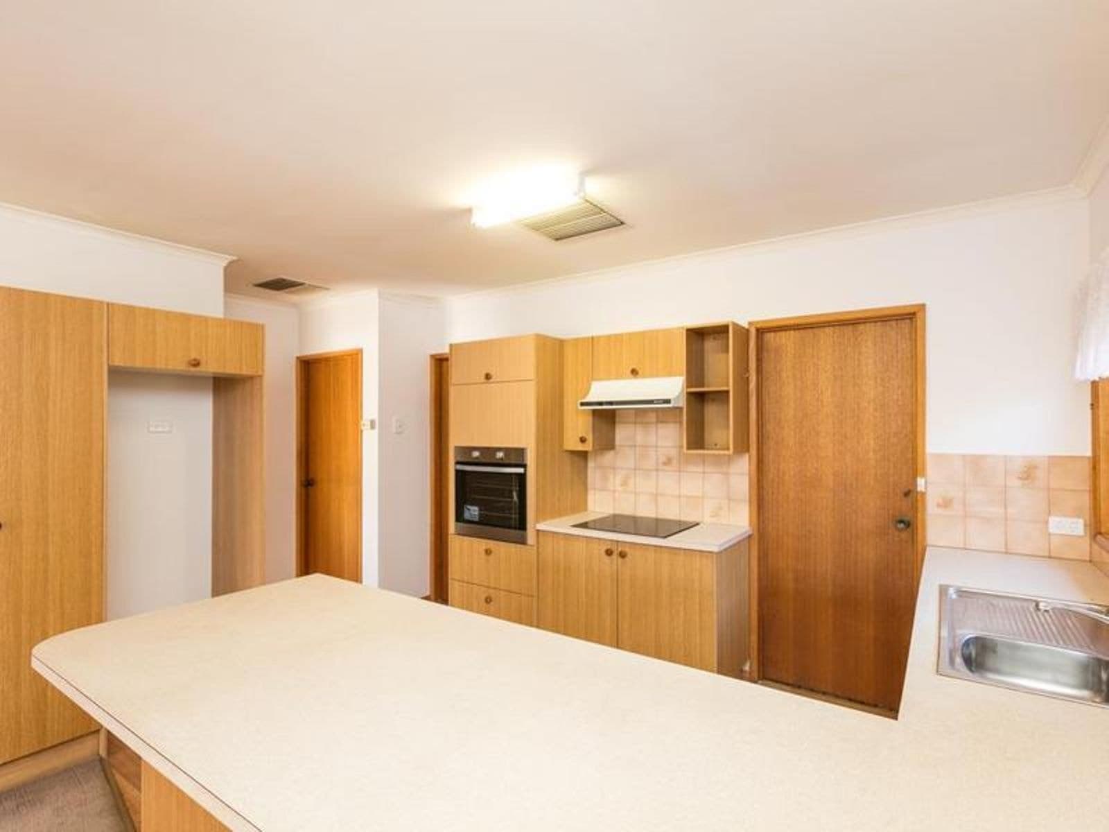 1/303 Tenth Street, Mildura - Thumbnail 7