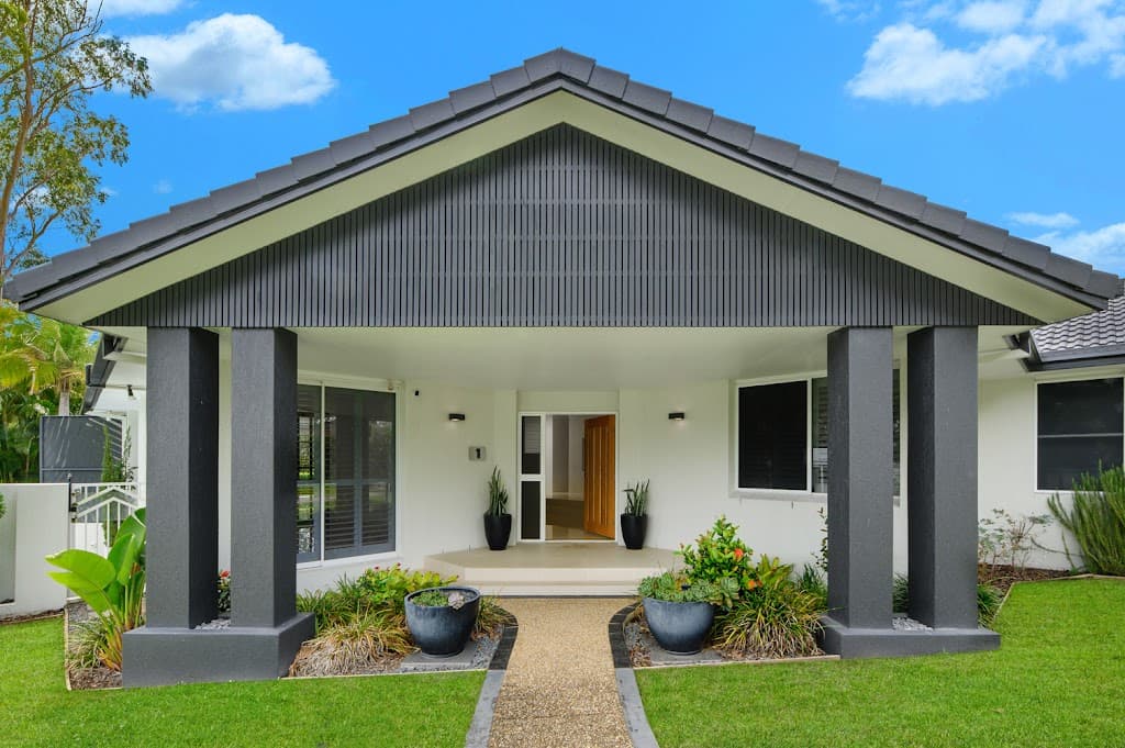 1 Jarvis Place, Arundel, QLD, 4214, Arundel - Thumbnail 2