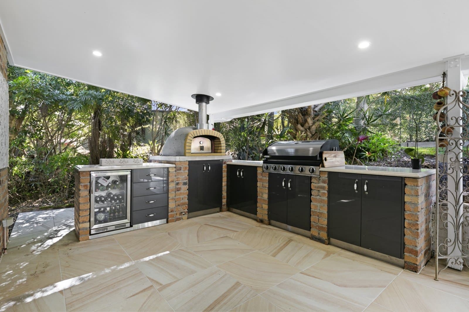 2 Rosebank Court, TALLEBUDGERA QLD 4228, Tallebudgera - Thumbnail 4