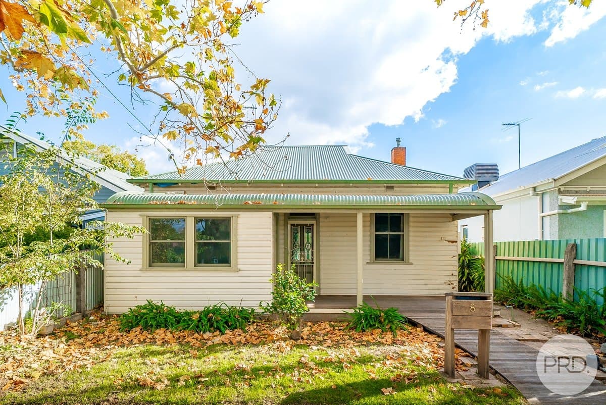 8 Albert Street, WAGGA WAGGA NSW 2650, Wagga Wagga - Image 1