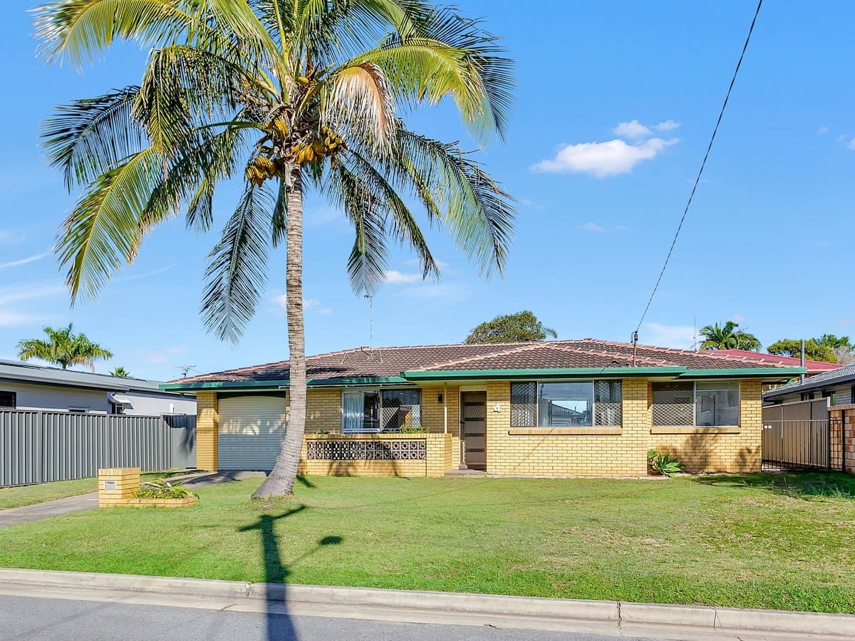 4 Araluen Avenue, PALM BEACH QLD 4221, Palm Beach - Image 1