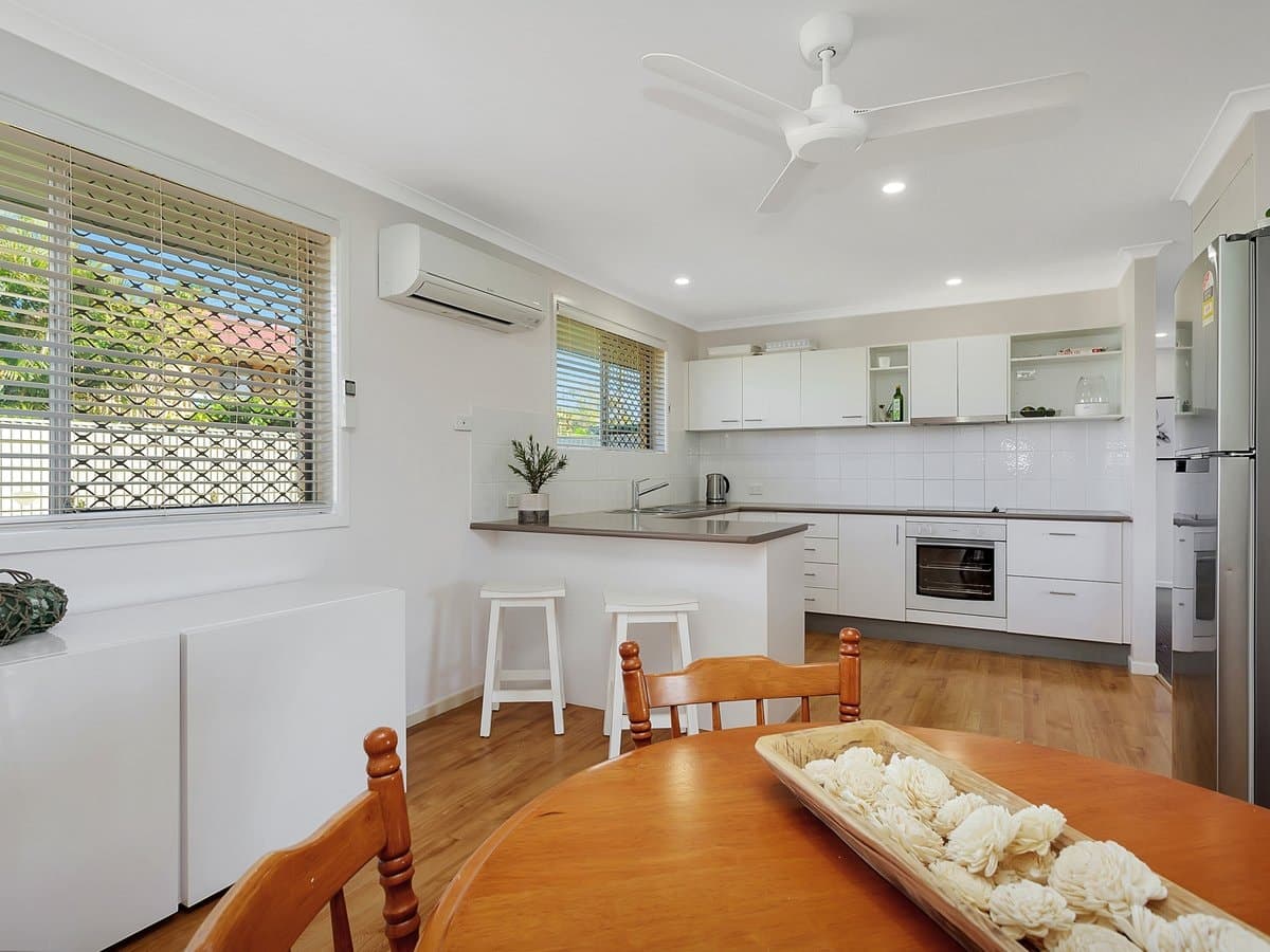 4 Araluen Avenue, PALM BEACH QLD 4221, Palm Beach - Thumbnail 5