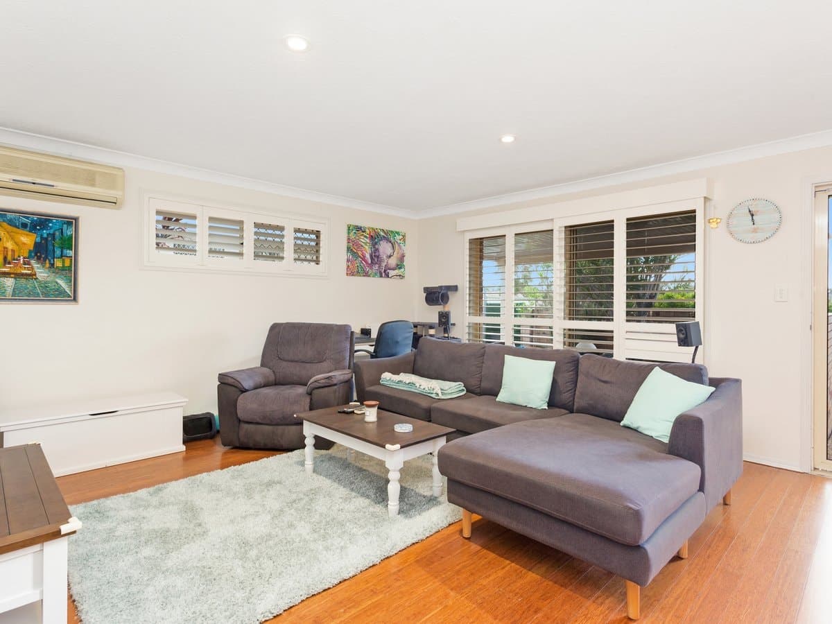 2/80 Treeview Drive, BURLEIGH WATERS QLD 4220, Burleigh Waters - Thumbnail 3