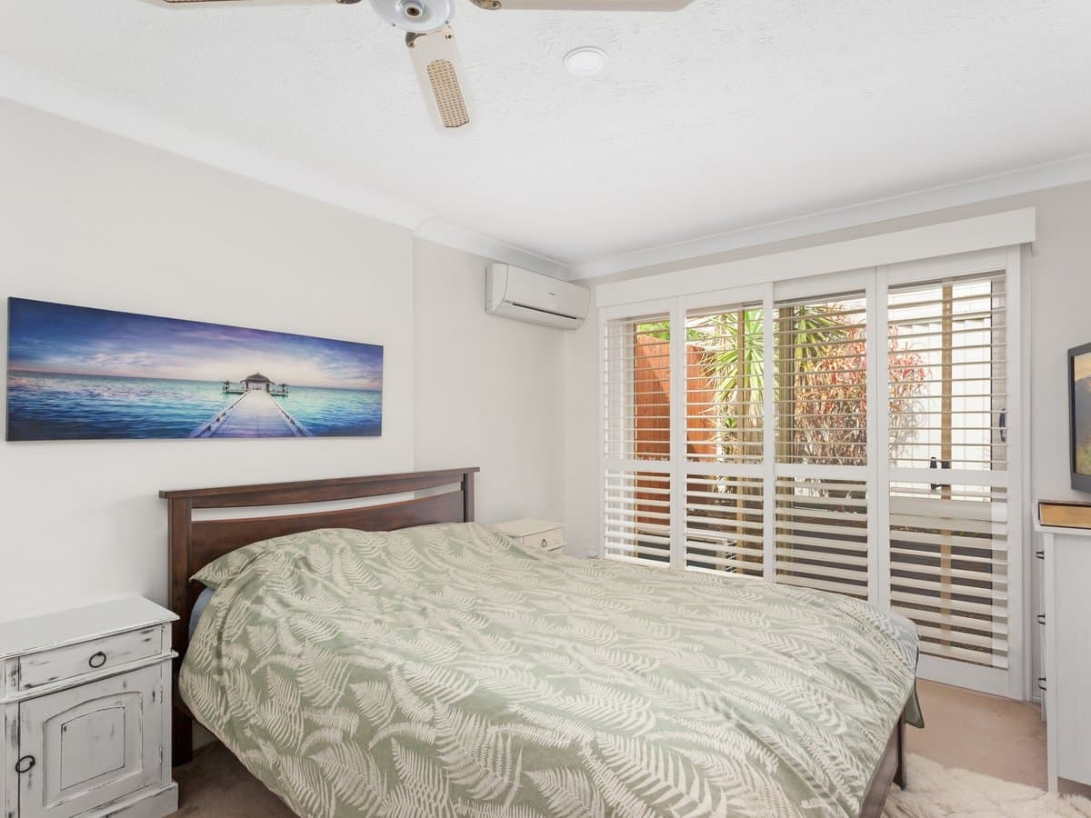 2/80 Treeview Drive, BURLEIGH WATERS QLD 4220, Burleigh Waters - Thumbnail 6