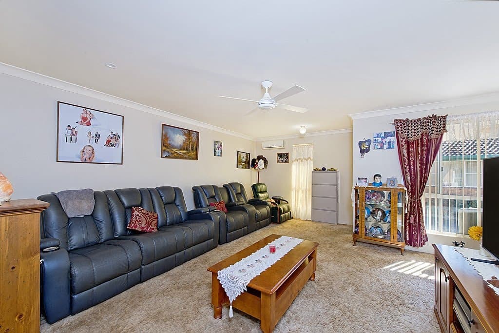 4/84
                Lord
                Street
            
            
            
            laurieton
            
            
            NSW,
            2443, Laurieton - Thumbnail 3