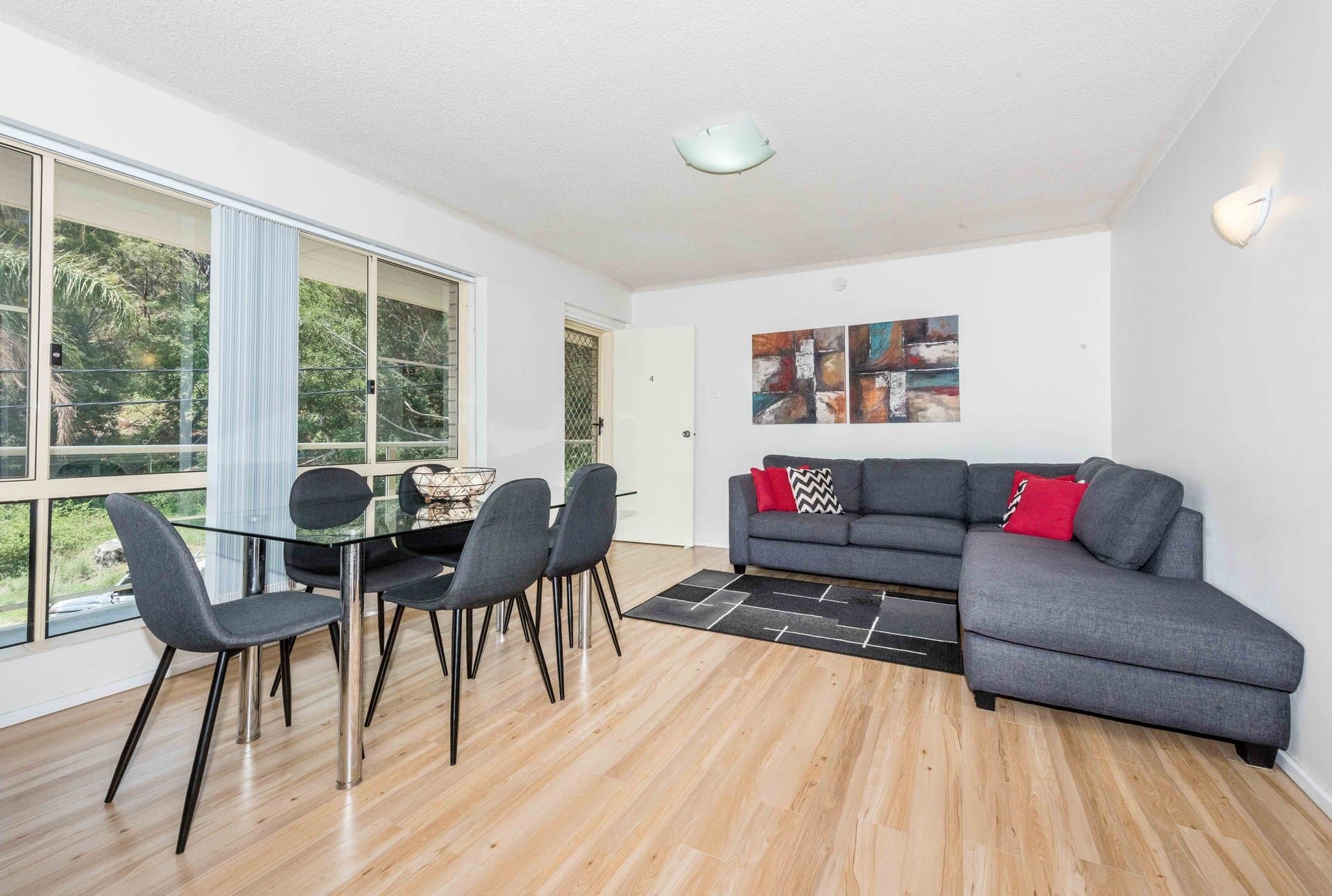 4/7
                Lillian
                Street
            
            
            
            shoal bay
            
            
            NSW,
            2315, Shoal Bay - Thumbnail 5