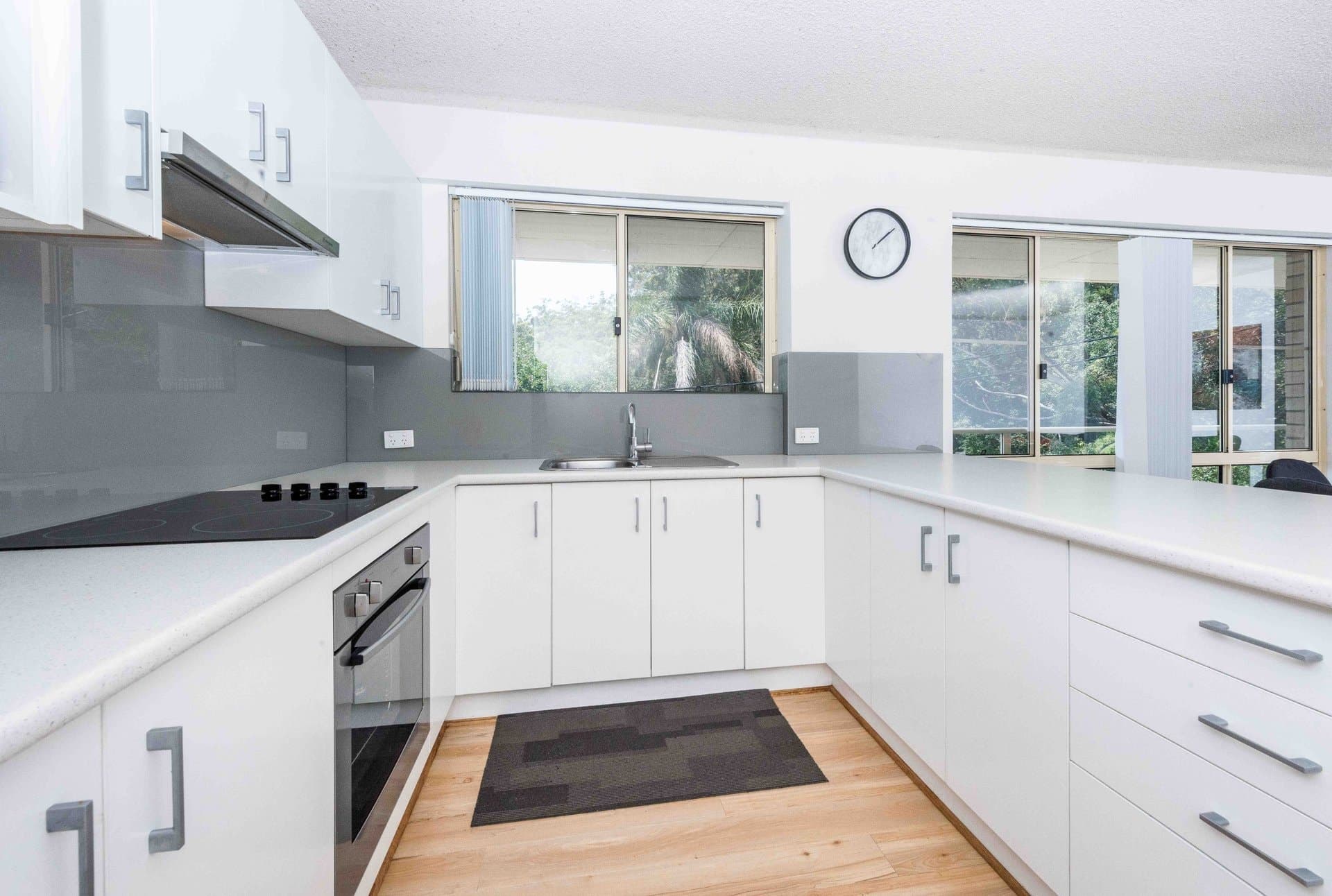 4/7
                Lillian
                Street
            
            
            
            shoal bay
            
            
            NSW,
            2315, Shoal Bay - Thumbnail 6