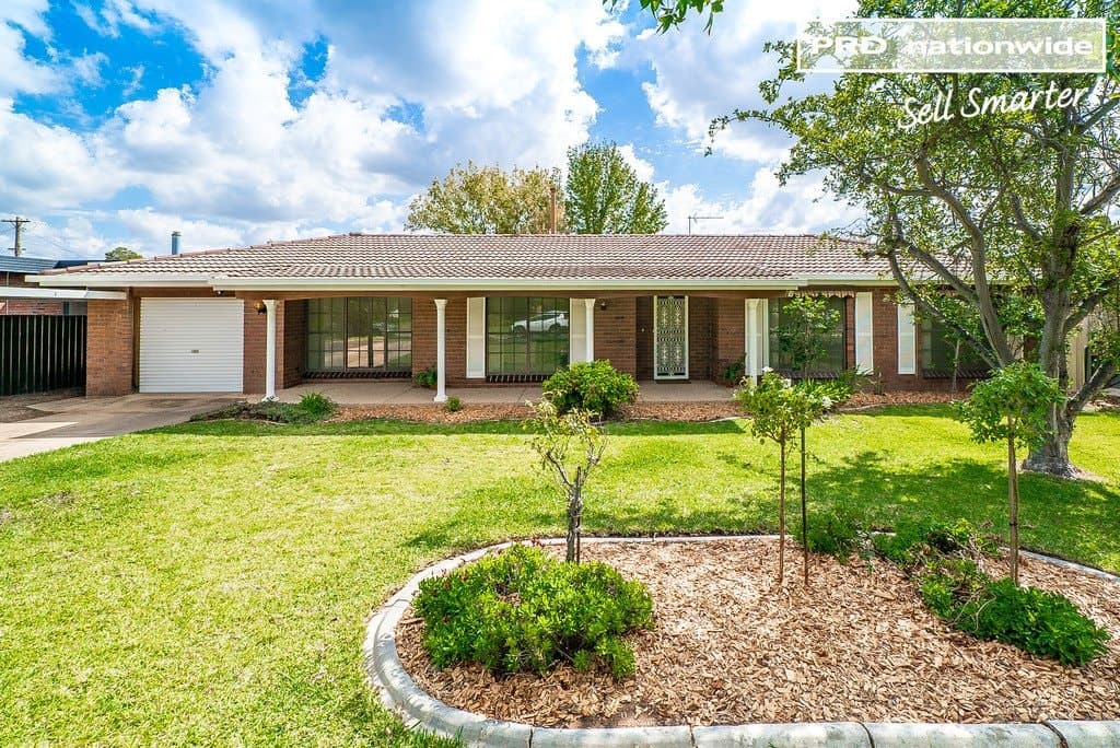 26 Balmoral Crescent, LAKE ALBERT NSW 2650, Lake Albert - Image 1