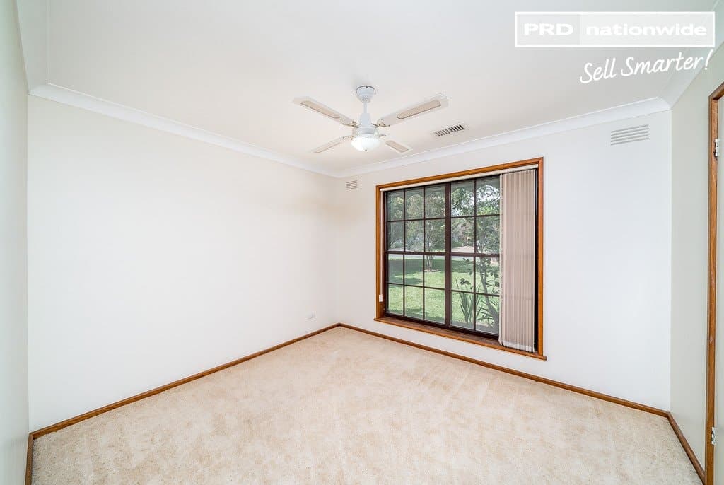26 Balmoral Crescent, LAKE ALBERT NSW 2650, Lake Albert - Thumbnail 6