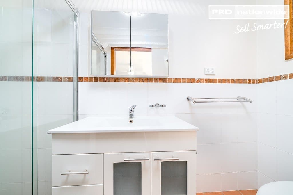 26 Balmoral Crescent, LAKE ALBERT NSW 2650, Lake Albert - Thumbnail 8