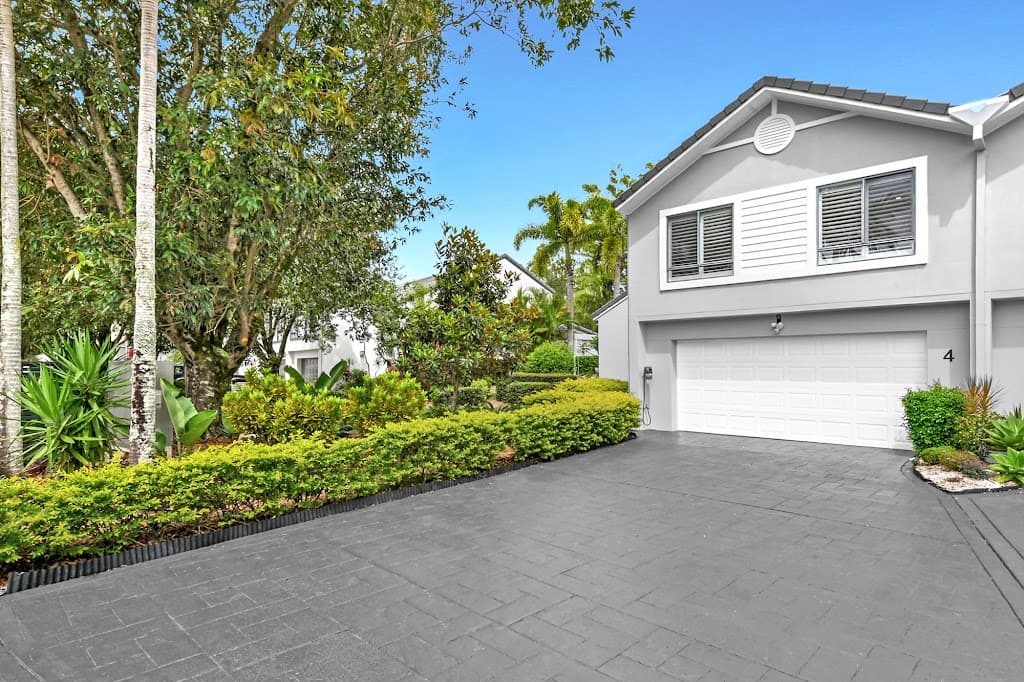116/125 Santa Cruz Boulevard, Clear Island Waters, QLD, 4226, Clear Island Waters - Image 1