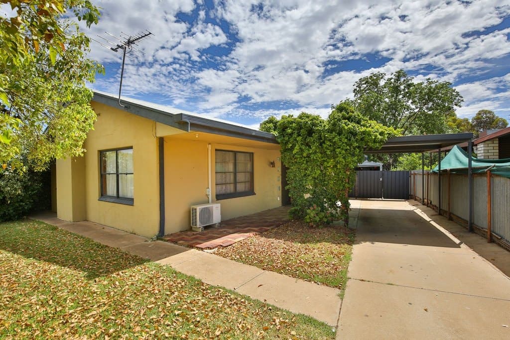 862
                Fourteenth
                Street
            
            
            
            mildura
            
            
            VIC,
            3500, Mildura - Thumbnail 2
