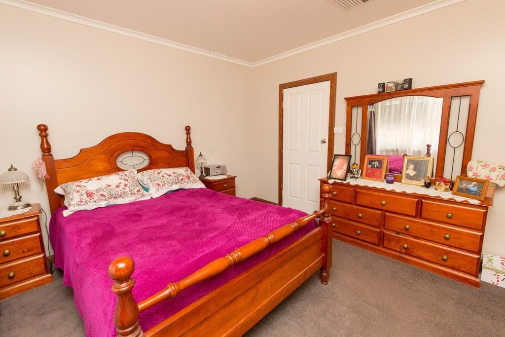862
                Fourteenth
                Street
            
            
            
            mildura
            
            
            VIC,
            3500, Mildura - Thumbnail 8