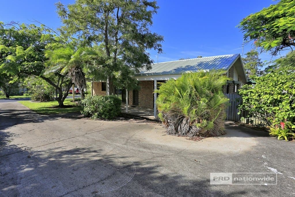 37
                Drummond
                Street
            
            
            
            urangan
            
            
            QLD,
            4655, Urangan - Thumbnail 4