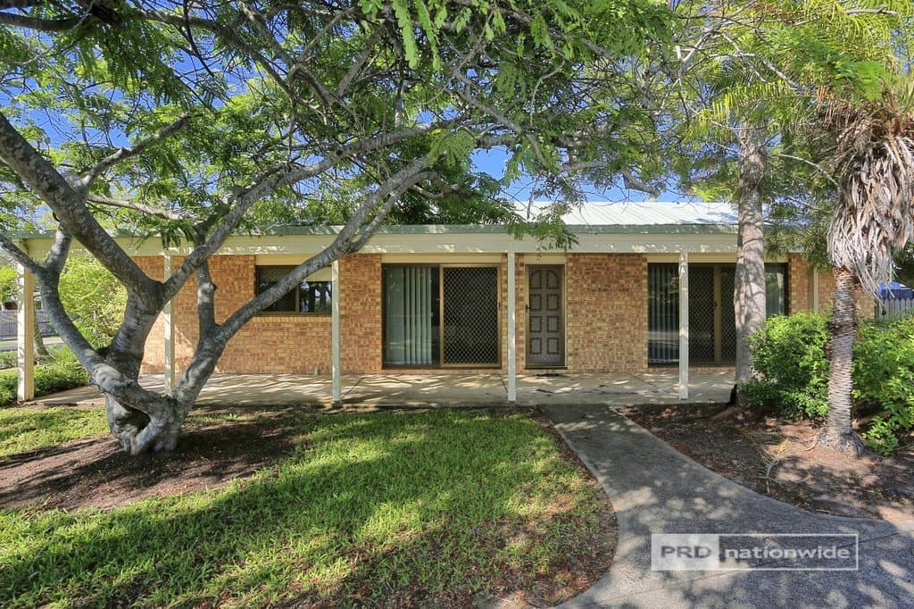 37
                Drummond
                Street
            
            
            
            urangan
            
            
            QLD,
            4655, Urangan - Thumbnail 6