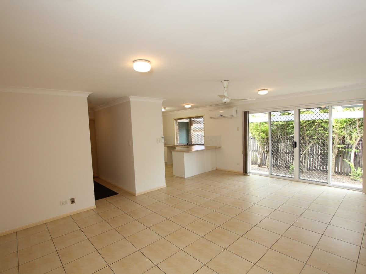 16 Willowtree Drive, Flinders View QLD 4305, Flinders View - Thumbnail 4