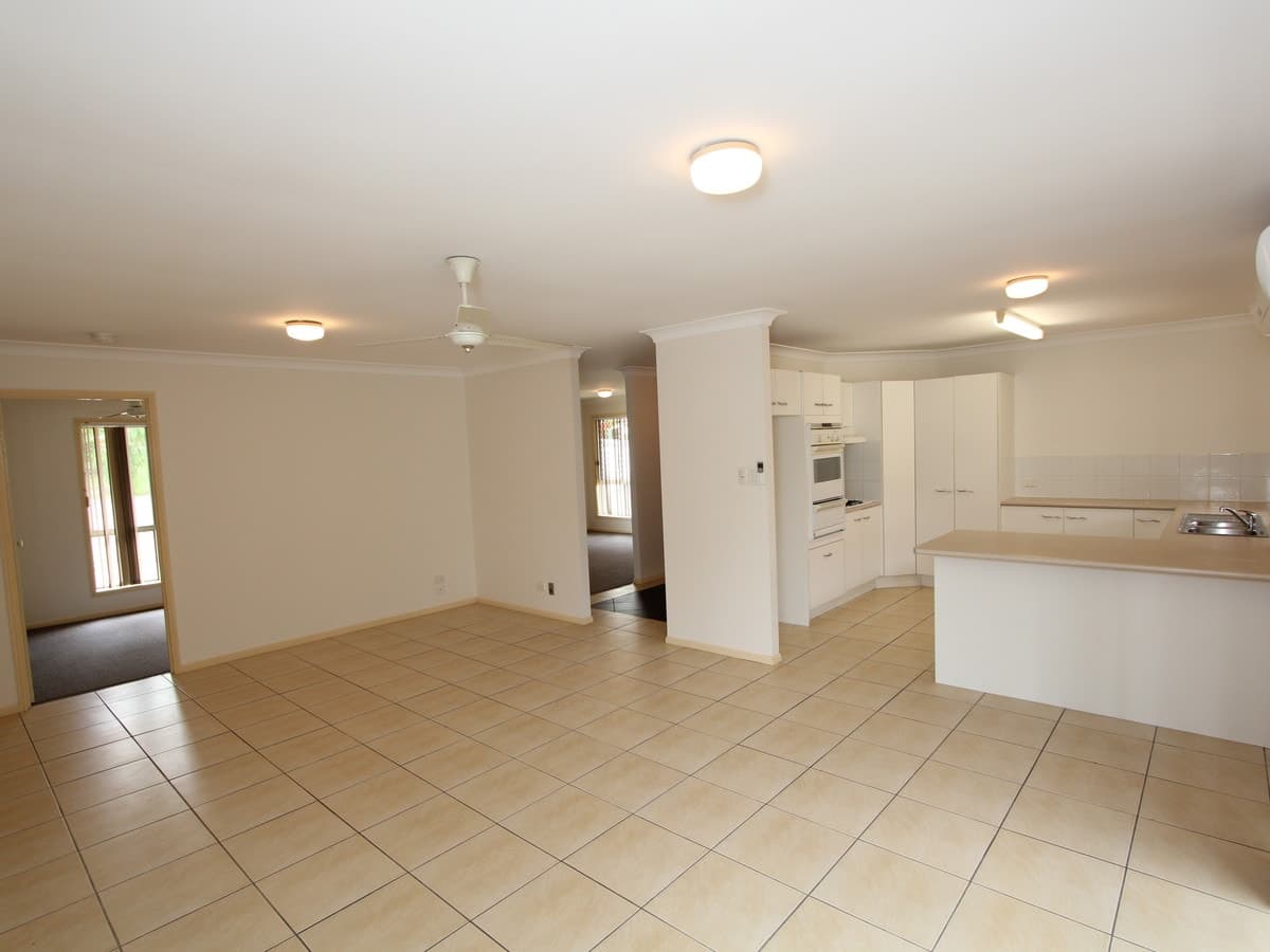16 Willowtree Drive, Flinders View QLD 4305, Flinders View - Thumbnail 6