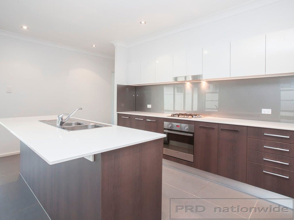 7
                Johnson
                Drive
            
            
            
            east maitland
            
            
            NSW,
            2323, East Maitland - Thumbnail 2