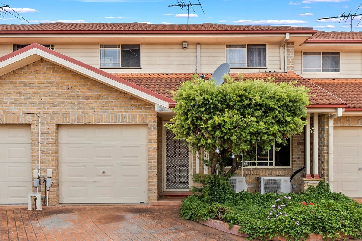 6/6-8 Bunbury Road, MACQUARIE FIELDS NSW 2564, Macquarie Fields - Image 1