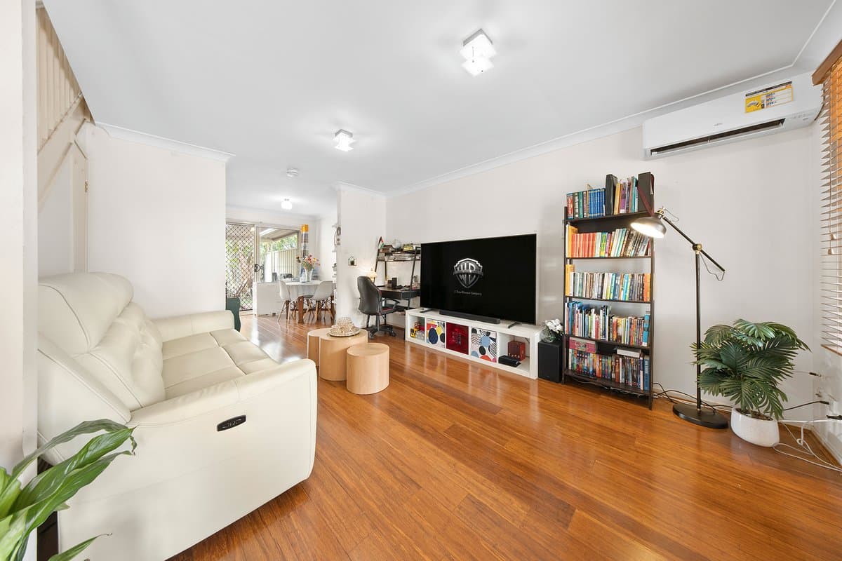 6/6-8 Bunbury Road, MACQUARIE FIELDS NSW 2564, Macquarie Fields - Thumbnail 2