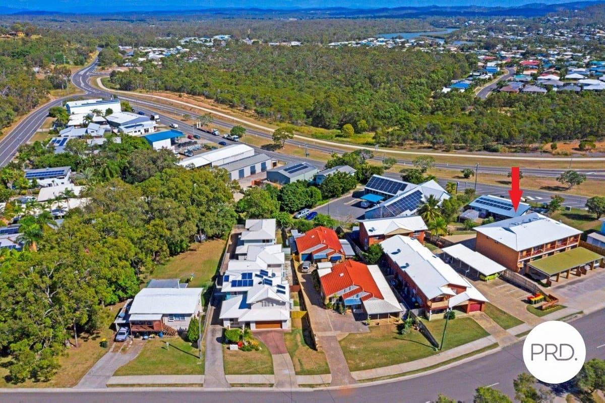 3/4 Elizabeth Street, TANNUM SANDS QLD 4680, Tannum Sands Property Image - Thumbnail 2