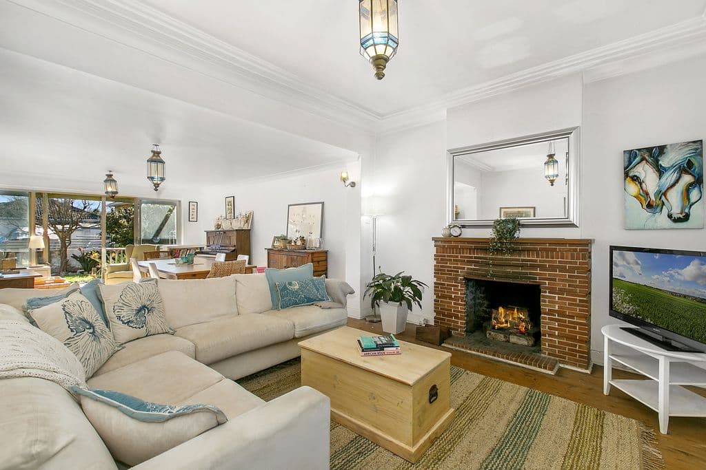 5 Ian Avenue, North Curl Curl - Thumbnail 2