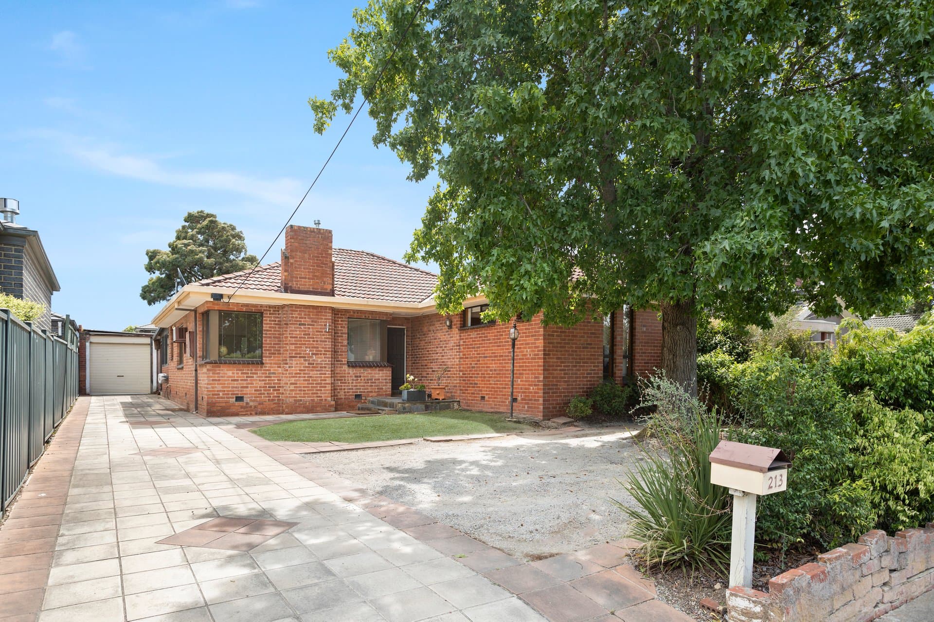 213 Waiora Road, Heidelberg Heights - Image 1
