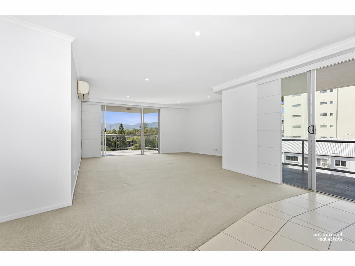 404/6-8 Victoria Parade, Rockhampton City QLD, Rockhampton City - Thumbnail 2