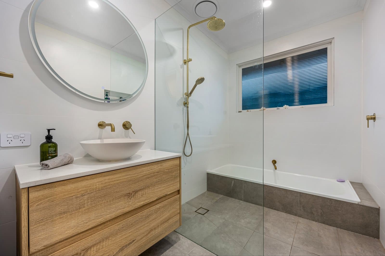 88 Rowans Road, Moorabbin - Thumbnail 8