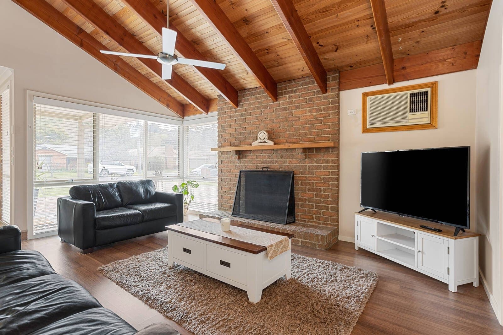 49 Frith Road, Gisborne, Gisborne - Thumbnail 3