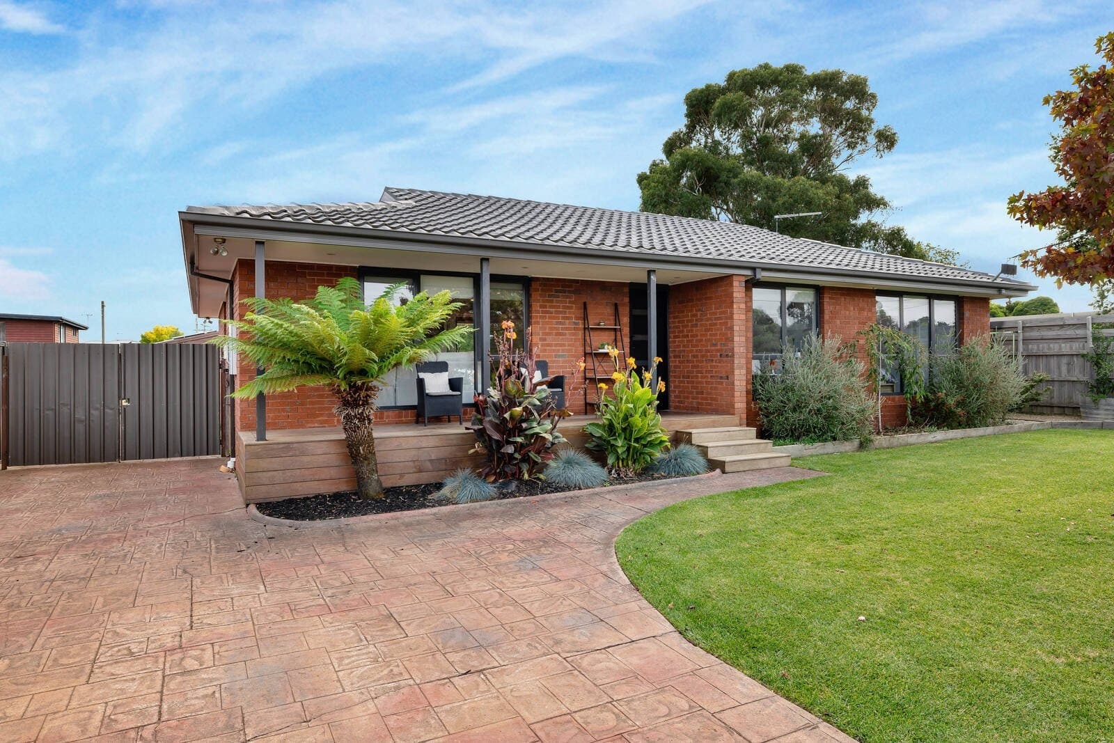 11 Grant Avenue, Gisborne - Image 1