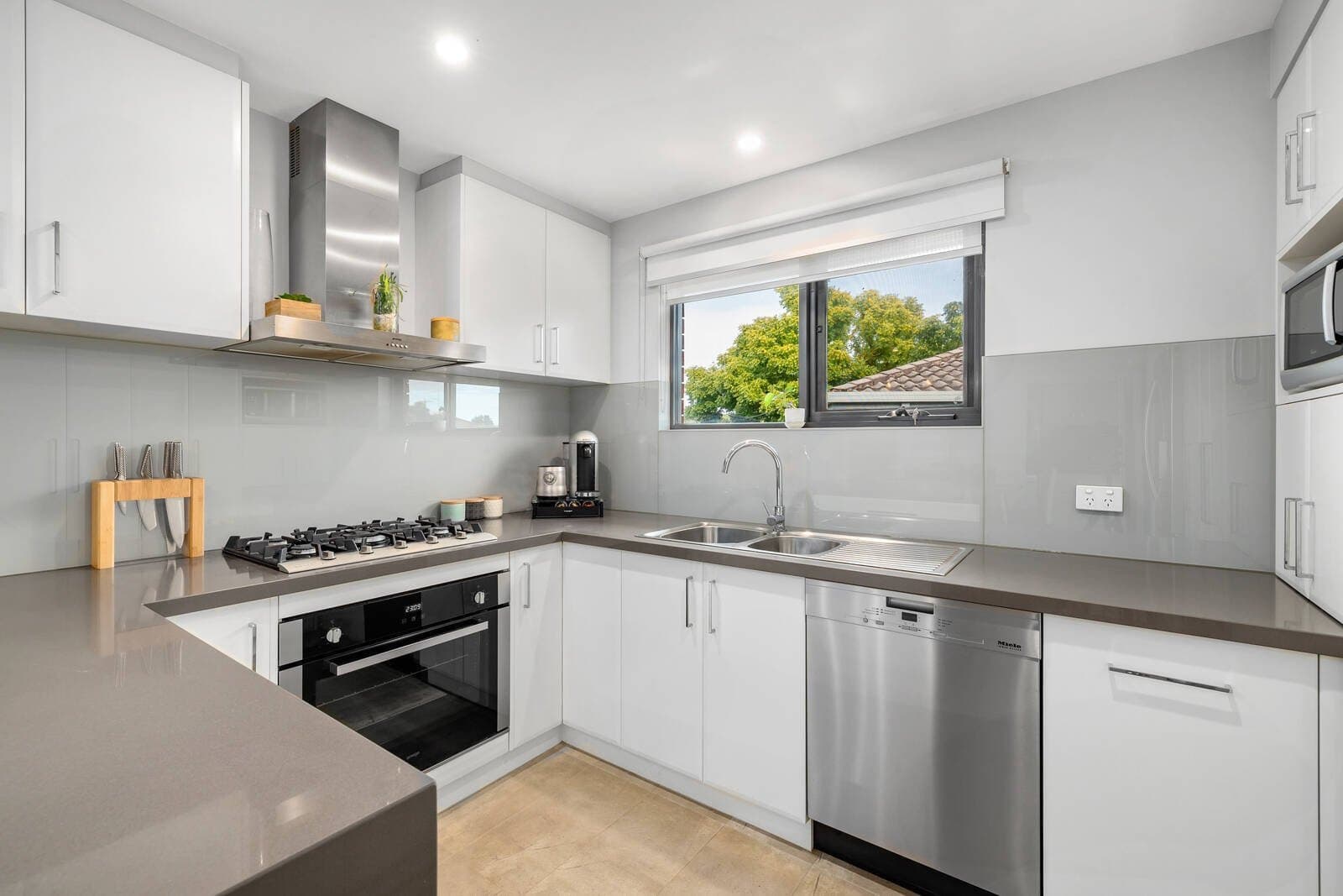11 Grant Avenue, Gisborne - Thumbnail 6
