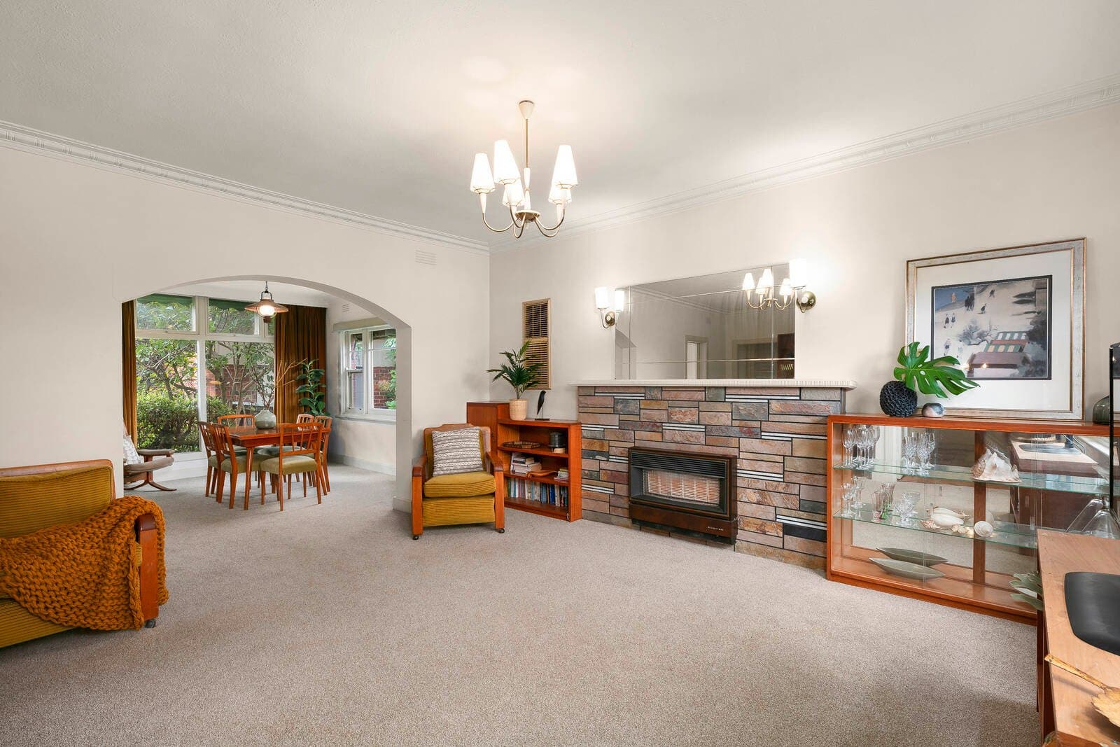 6 Ward Grove, Pascoe Vale South - Thumbnail 2