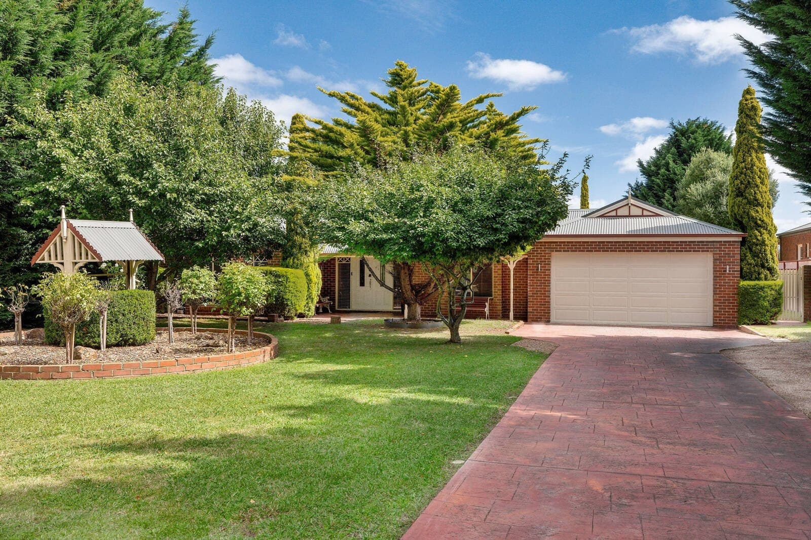 52 Skyline Drive, Gisborne, Gisborne - Thumbnail 2