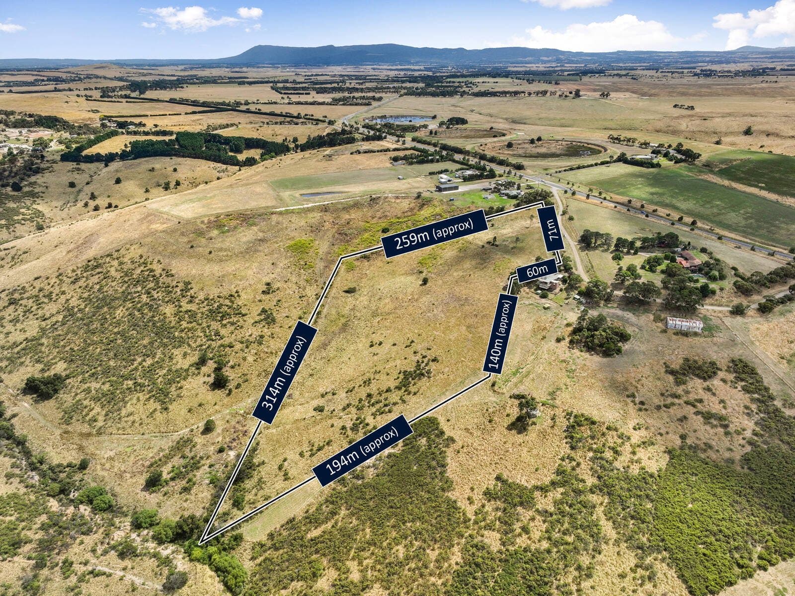 35 Old Riddell Road, Sunbury - Image 1
