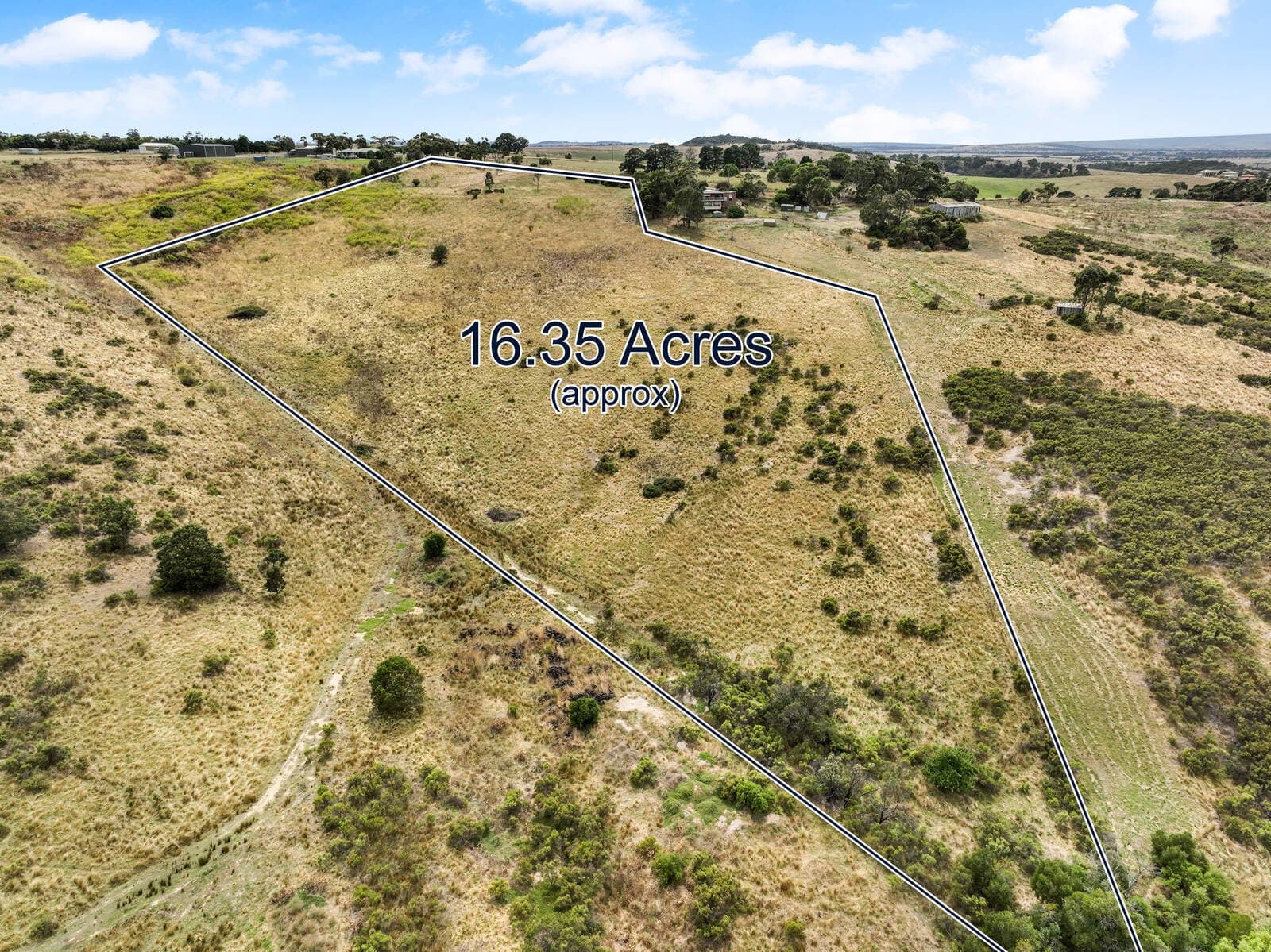 35 Old Riddell Road, Sunbury - Thumbnail 2