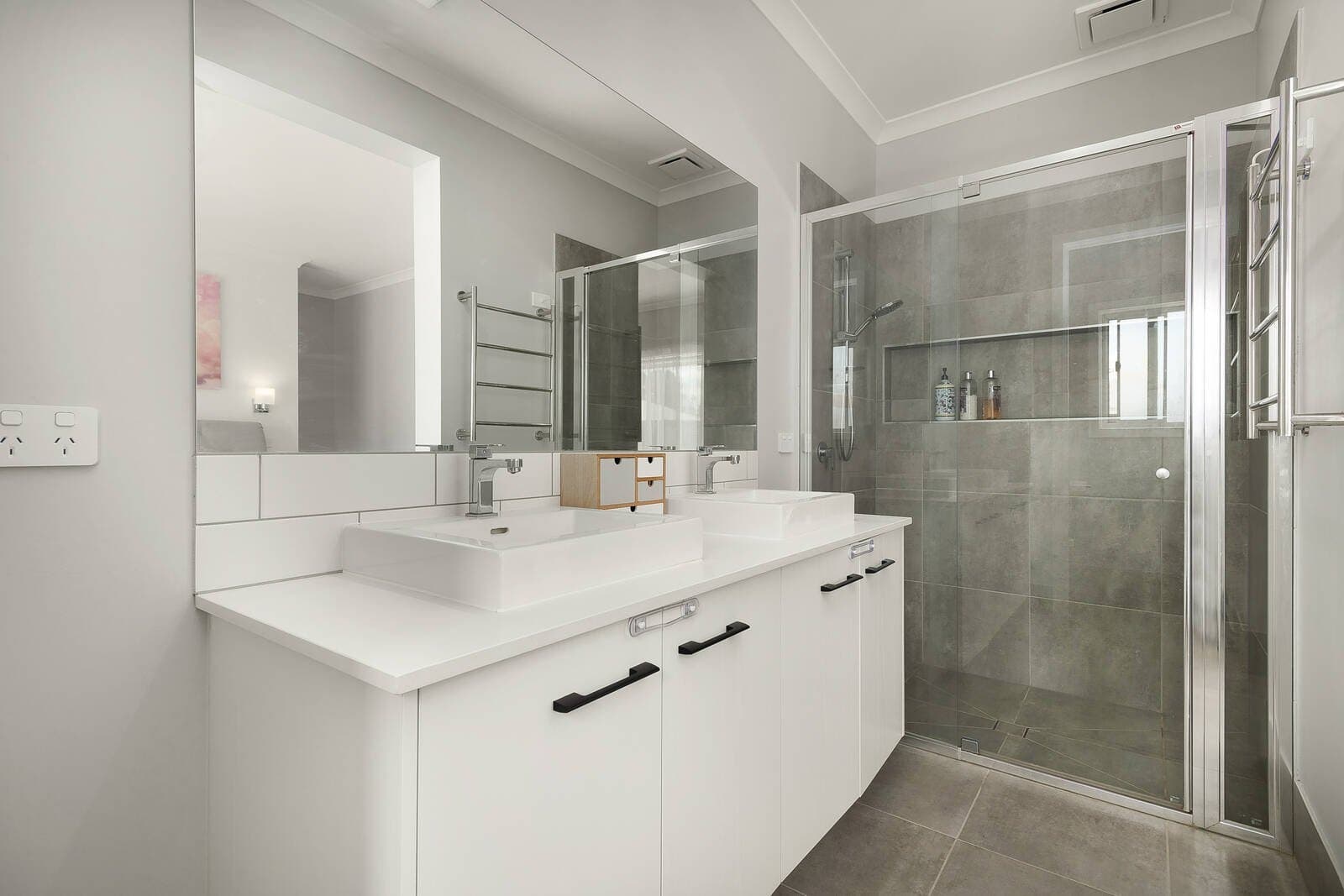 22 Maple Drive, Romsey - Thumbnail 8