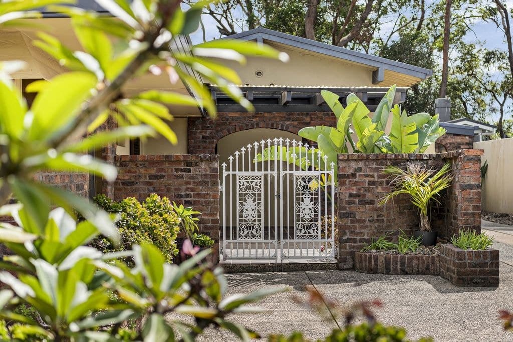 16 Macleay Street, Narrawallee - Thumbnail 7