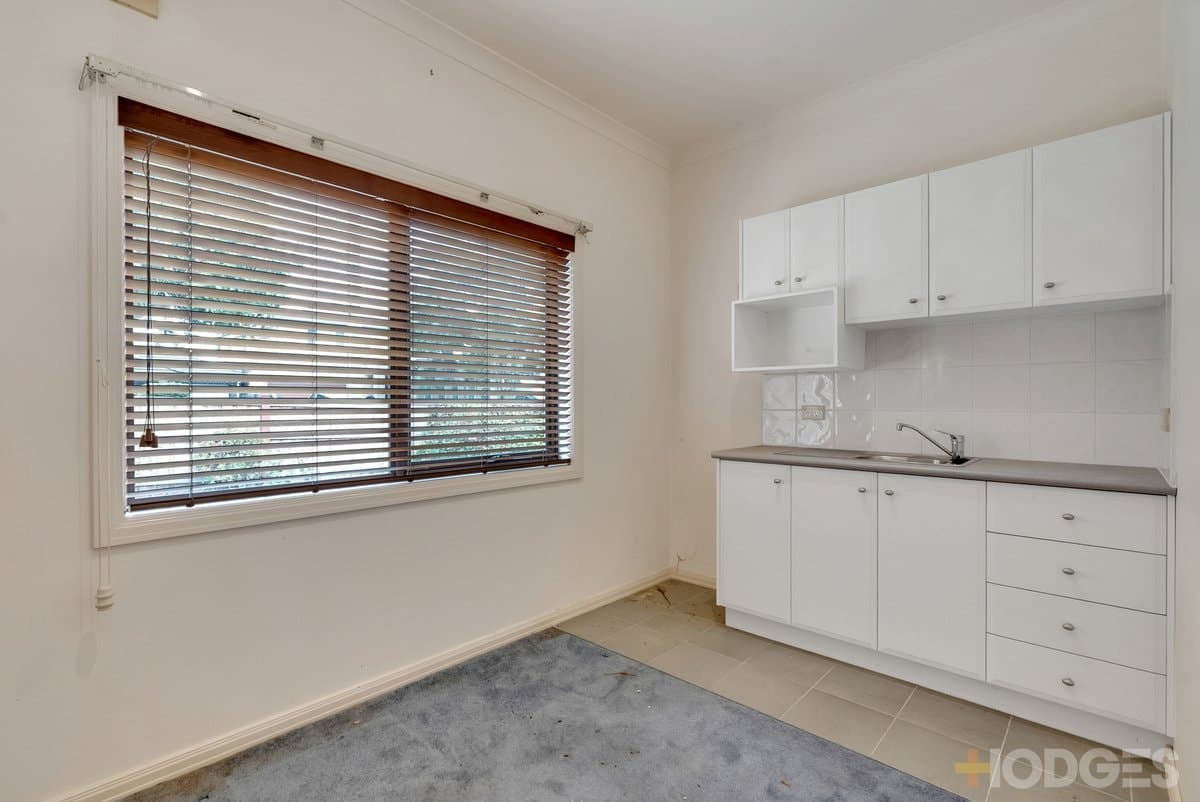 16 Stewart Avenue, Parkdale, VIC, 3195, Parkdale - Thumbnail 7